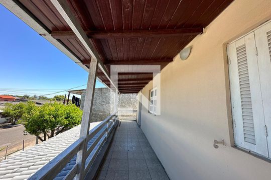 Área Externa de casa à venda com 2 quartos, 130m² em Feitoria, São Leopoldo