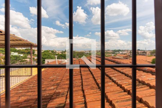Vista da Suíte de casa para alugar com 3 quartos, 288m² em Jardim Pacaembu, Campinas
