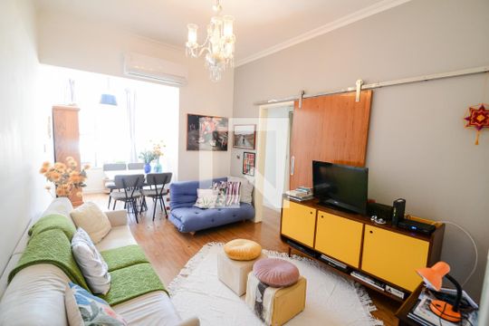 Apartamento à venda com 2 quartos, 60m² em Grajau, Rio de Janeiro