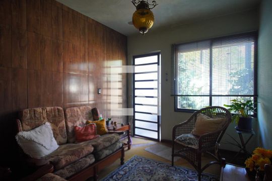 Sala de casa à venda com 3 quartos, 120m² em Centro, Novo Hamburgo