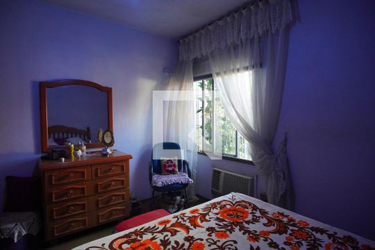 Quarto 2 de casa à venda com 3 quartos, 120m² em Centro, Novo Hamburgo