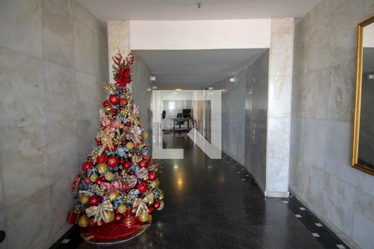 Portaria de apartamento para alugar com 3 quartos, 98m² em Copacabana, Rio de Janeiro