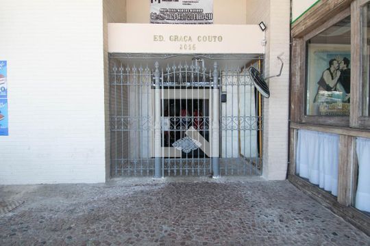 Fachada de apartamento para alugar com 3 quartos, 98m² em Copacabana, Rio de Janeiro