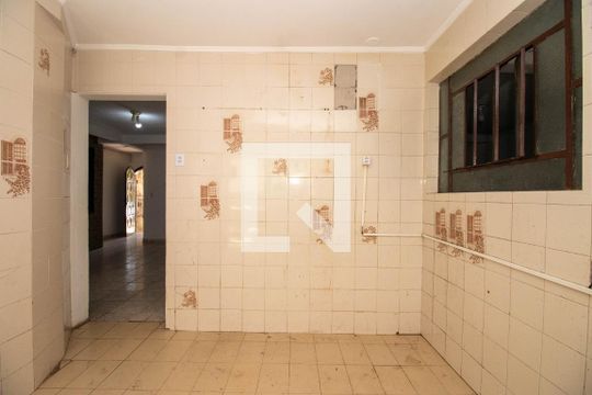 Cozinha de apartamento à venda com 2 quartos, 55m² em Jardim Itu, Porto Alegre