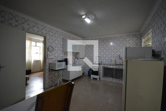 Cozinha de apartamento para alugar com 3 quartos, 120m² em Penha Circular, Rio de Janeiro