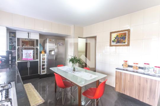 Cozinha de casa à venda com 3 quartos, 260m² em Baeta Neves, São Bernardo do Campo