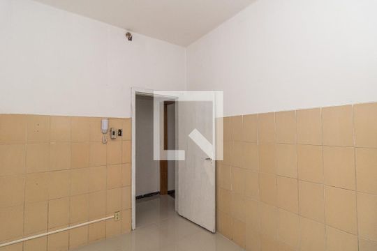 Cozinha de apartamento à venda com 3 quartos, 80m² em Partenon, Porto Alegre