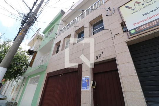Fachada de casa à venda com 3 quartos, 260m² em Vila Industrial, São Paulo