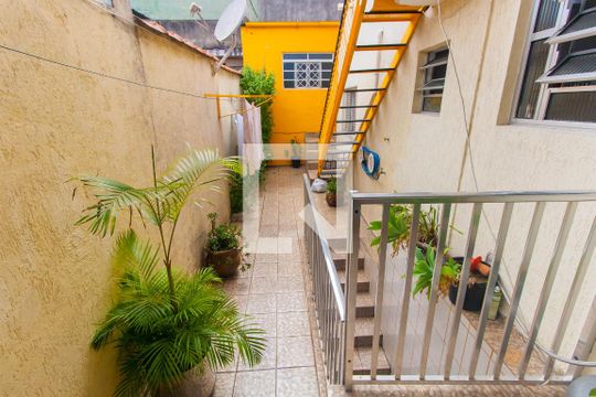 Quintal de casa à venda com 3 quartos, 250m² em Jardim Sapopemba, São Paulo