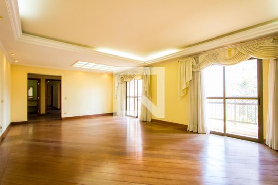Apartamento à venda com 4 quartos, 182m² em Centro, Santo André
