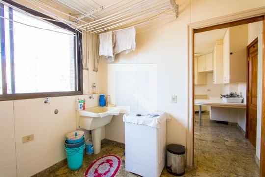 Área de serviço de apartamento à venda com 4 quartos, 182m² em Centro, Santo André