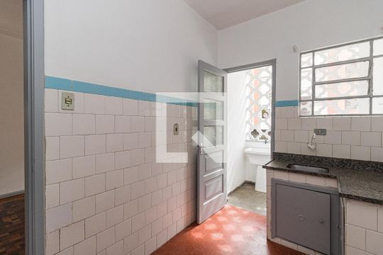 Cozinha e Área de Serviço de apartamento à venda com 2 quartos, 62m² em Passo D’areia, Porto Alegre