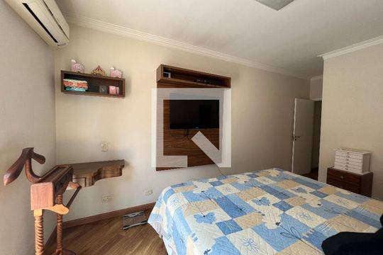 Quarto de casa à venda com 4 quartos, 324m² em Lauzane Paulista, São Paulo