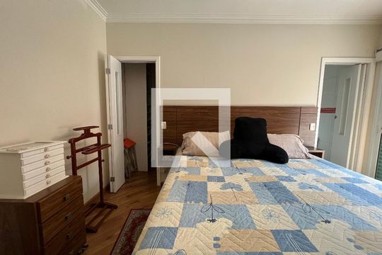 Quarto de casa à venda com 4 quartos, 324m² em Lauzane Paulista, São Paulo