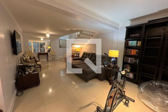 Casa de Condomínio à venda com 4 quartos, 269m² em Brooklin, São Paulo