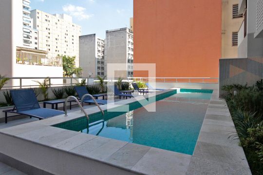 Piscina de apartamento à venda com 1 quarto, 33m² em Bela Vista, São Paulo