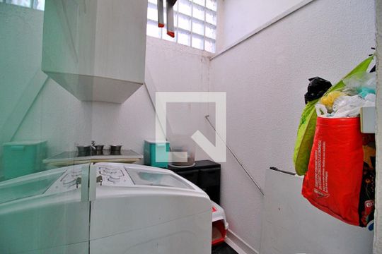 Área de Serviço de casa à venda com 2 quartos, 59m² em Vila Curuca, Santo André