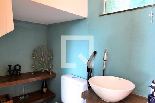 Lavabo de casa à venda com 2 quartos, 59m² em Vila Curuca, Santo André