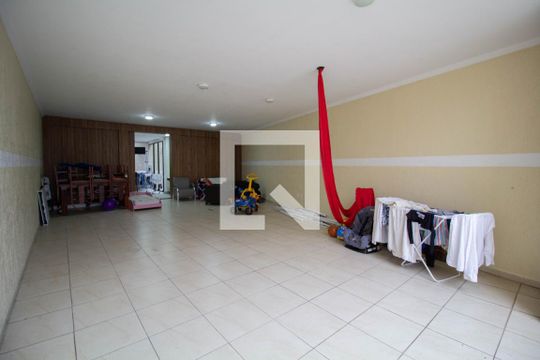Garagem de casa à venda com 3 quartos, 250m² em Jardim Nossa Senhora do Carmo, São Paulo