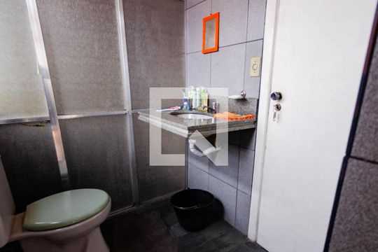 Banheiro suíte 1 de apartamento para alugar com 4 quartos, 220m² em Prado, Belo Horizonte