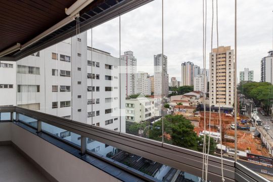 Varanda de apartamento para alugar com 3 quartos, 150m² em Vila Olímpia, São Paulo