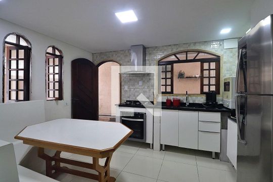 Cozinha de casa à venda com 3 quartos, 103m² em Vila Curuçá, Santo André