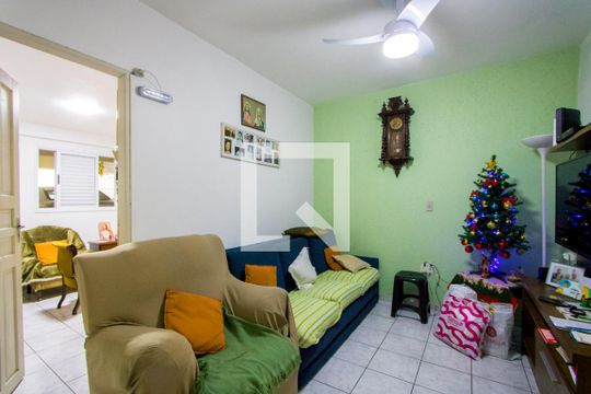 Casa 2 - Sala de casa à venda com 5 quartos, 200m² em Vila Progresso, Santo André