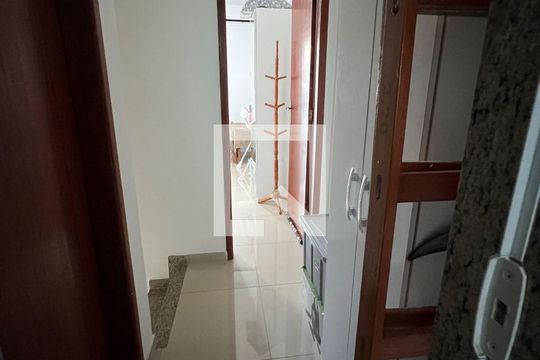 Corredor de casa à venda com 2 quartos, 74m² em Curicica, Rio de Janeiro