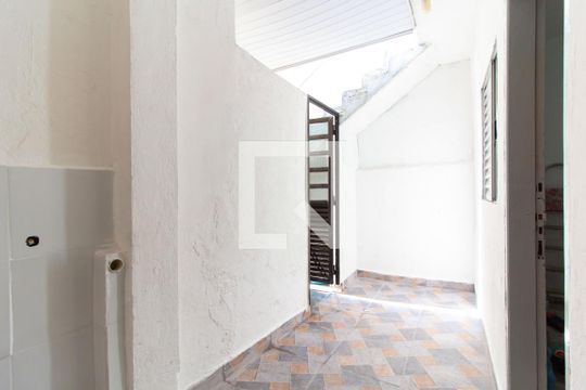 Área de Serviço de casa para alugar com 1 quarto, 38m² em Vila Invernada, São Paulo