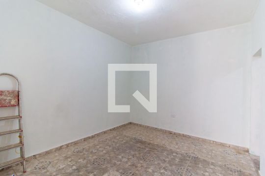 Sala/Quarto de casa para alugar com 1 quarto, 38m² em Vila Invernada, São Paulo