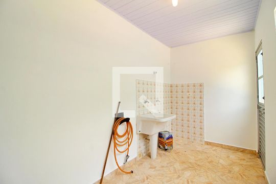 Área de Serviço de casa à venda com 2 quartos, 80m² em Santa Teresinha, Santo André