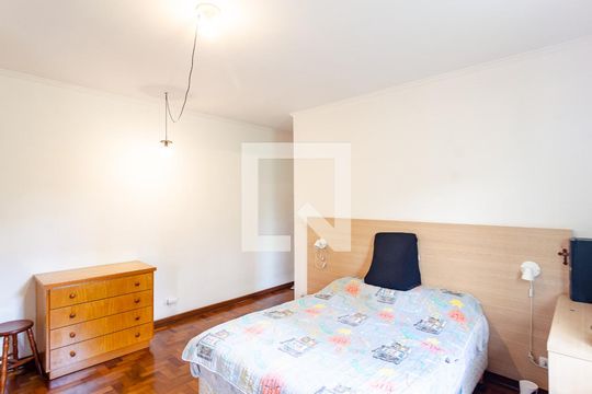 Suíte de casa à venda com 4 quartos, 237m² em Vila da Saúde, São Paulo
