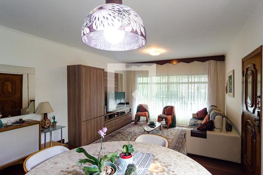 Sala de casa à venda com 4 quartos, 237m² em Vila da Saúde, São Paulo