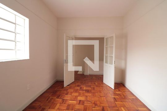 Sala de casa para alugar com 2 quartos, 70m² em Quarta Parada, São Paulo