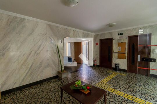 Hall de Entrada de apartamento à venda com 2 quartos, 80m² em Vila Mariana, São Paulo