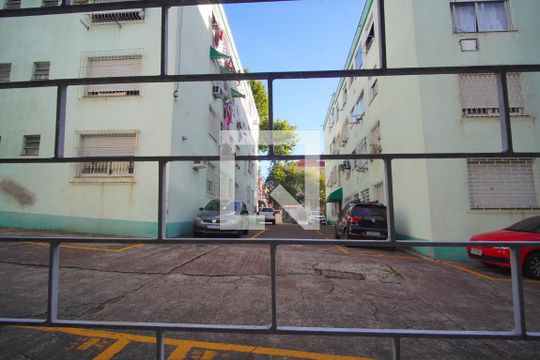 Vista de apartamento à venda com 2 quartos, 50m² em Rubem Berta, Porto Alegre