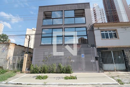 Fachada de kitnet/studio para alugar com 1 quarto, 40m² em Vila Regente Feijó, São Paulo