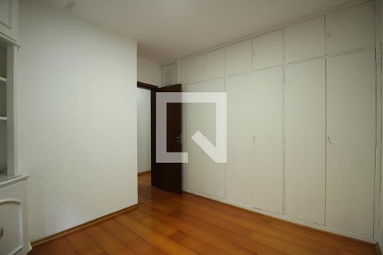 Quarto  de apartamento à venda com 3 quartos, 151m² em Vila Andrade, São Paulo