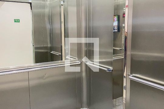 Elevador de apartamento à venda com 2 quartos, 57m² em Padroeira, Osasco