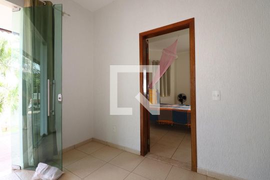 Sala de Estar 2 de casa para alugar com 6 quartos, 1750m² em Setor Habitacional Arniqueira (águas Claras), Brasília