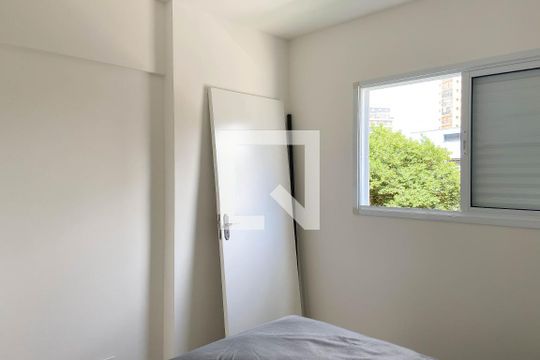 Quarto  de apartamento para alugar com 1 quarto, 37m² em Vila Osasco, Osasco