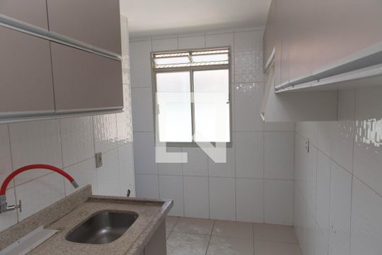 Cozinha de apartamento à venda com 2 quartos, 50m² em Serraria, Diadema