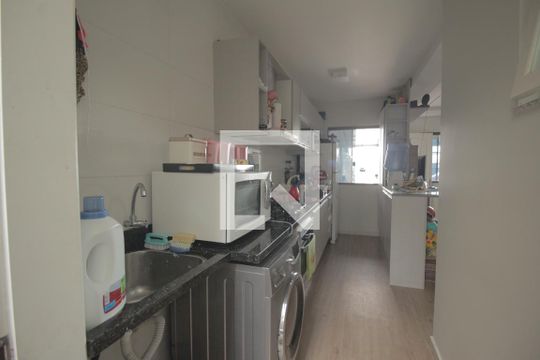 Cozinha e Área de Serviço de casa à venda com 2 quartos, 65m² em Harmonia, Canoas