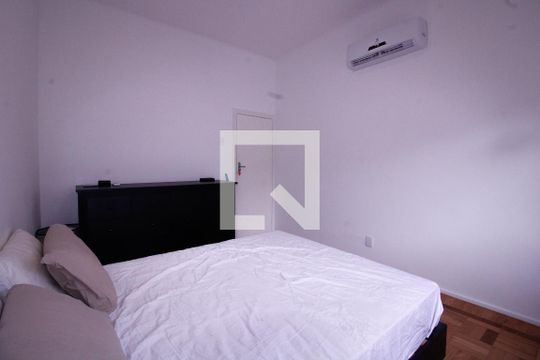 Quarto 1 de apartamento para alugar com 2 quartos, 65m² em Humaitá, Rio de Janeiro