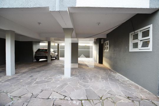 Garagem de apartamento à venda com 3 quartos, 80m² em Cristal, Porto Alegre