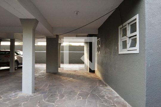 Garagem de apartamento à venda com 3 quartos, 80m² em Cristal, Porto Alegre