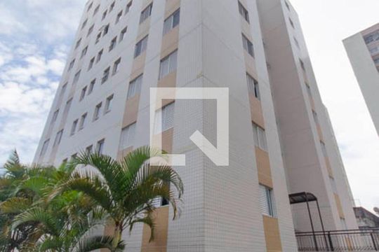 Fachada do Bloco de apartamento para alugar com 3 quartos, 69m² em Vila Pierina, São Paulo
