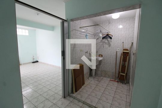 Casa para alugar com 2 quartos, 160m² em Vila Lúcia, São Paulo