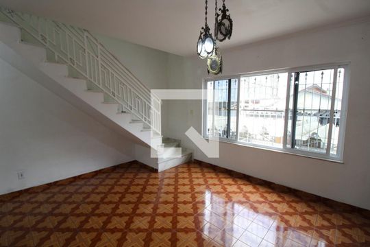 Casa para alugar com 2 quartos, 160m² em Vila Lúcia, São Paulo