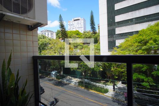 Varanda - Quarto 2 de apartamento à venda com 2 quartos, 65m² em Independência, Porto Alegre